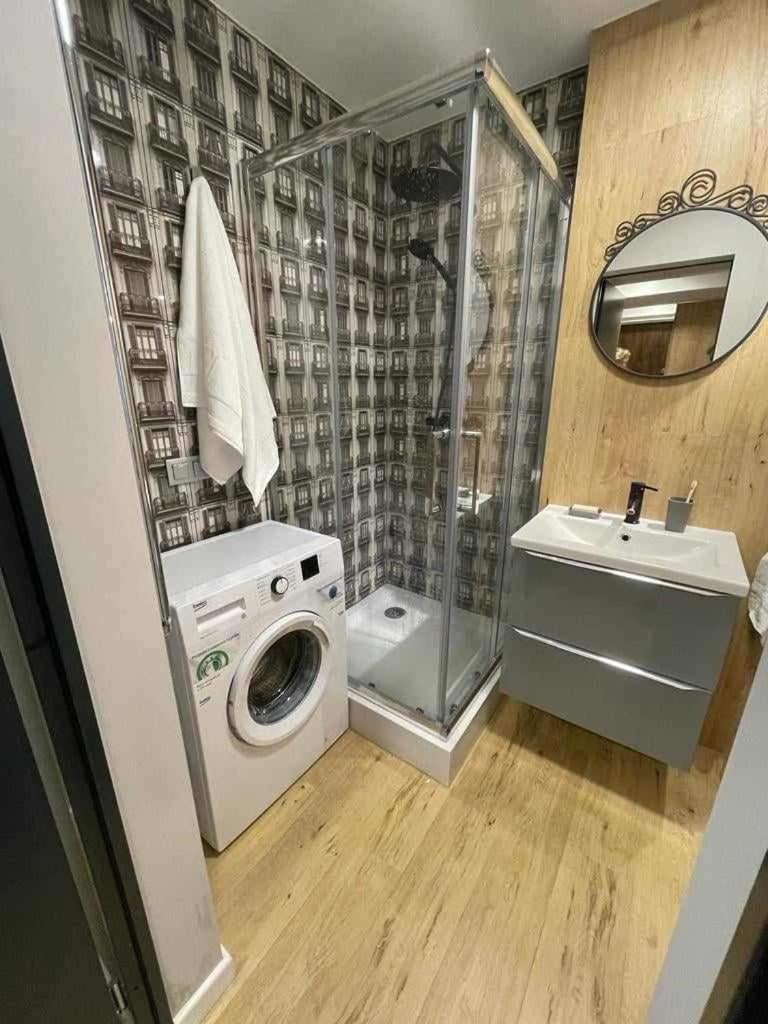 Apartment Like